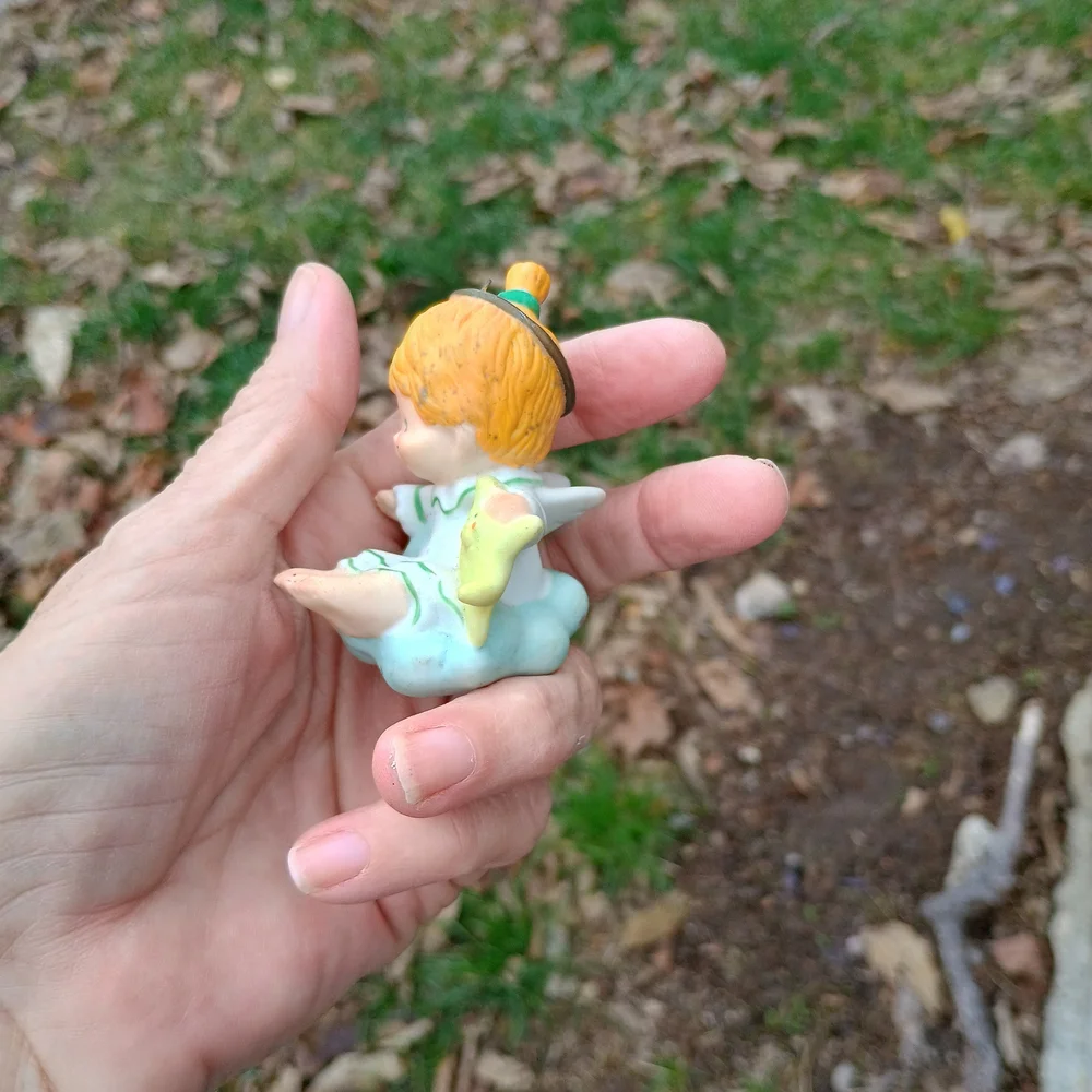 VTG 1980s Hallmark angel on a cloud ornament, Christmas ornament, cute core vibe